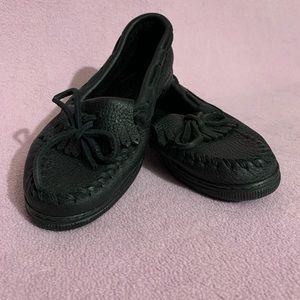 Black Minnetonka Moccasins